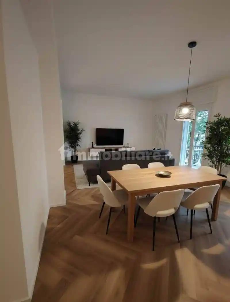 Trilocale viale San Gimignano 9, Lorenteggio, Milano - foto 2