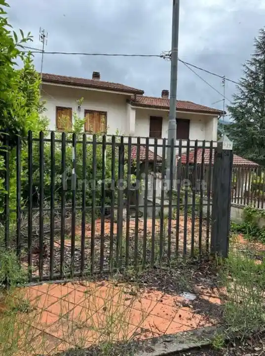 Villa all'asta via Valle Mannarina, Rocca di Botte - foto 2