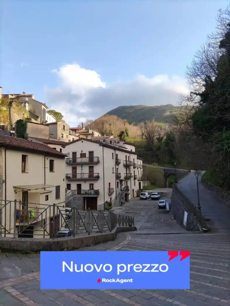 Bilocale via Mazzarella, 80, Centro, Trecchina - foto 2