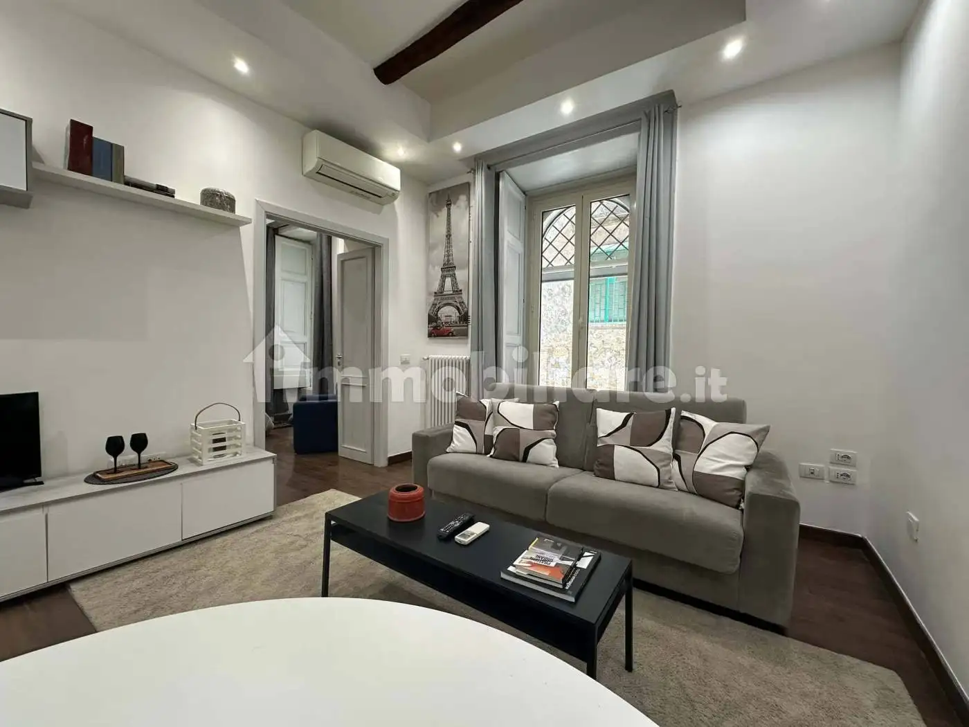 Appartamento in affitto a Napoli