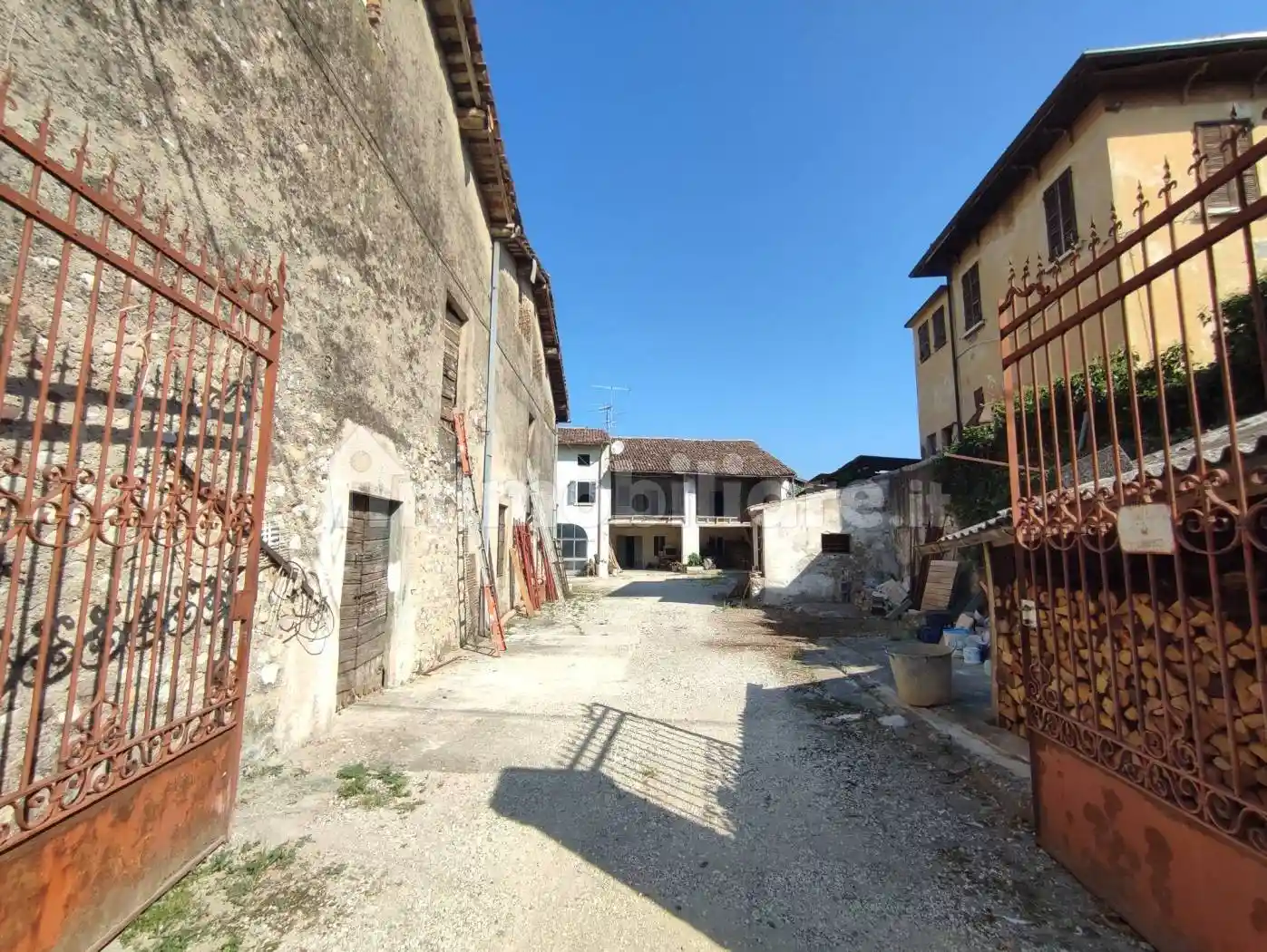Rustico - Casale in vendita a Lonato del Garda
