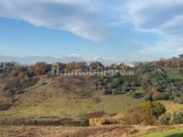Quadrilocale via Campo Felice, 24, Colli Innamorati - Madonna, Pescara - foto 2