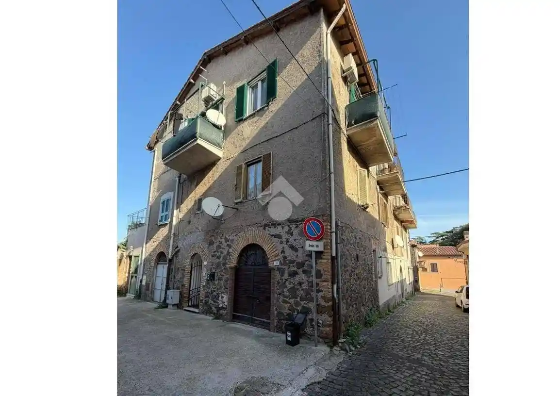 Appartamento in vendita a Colonna