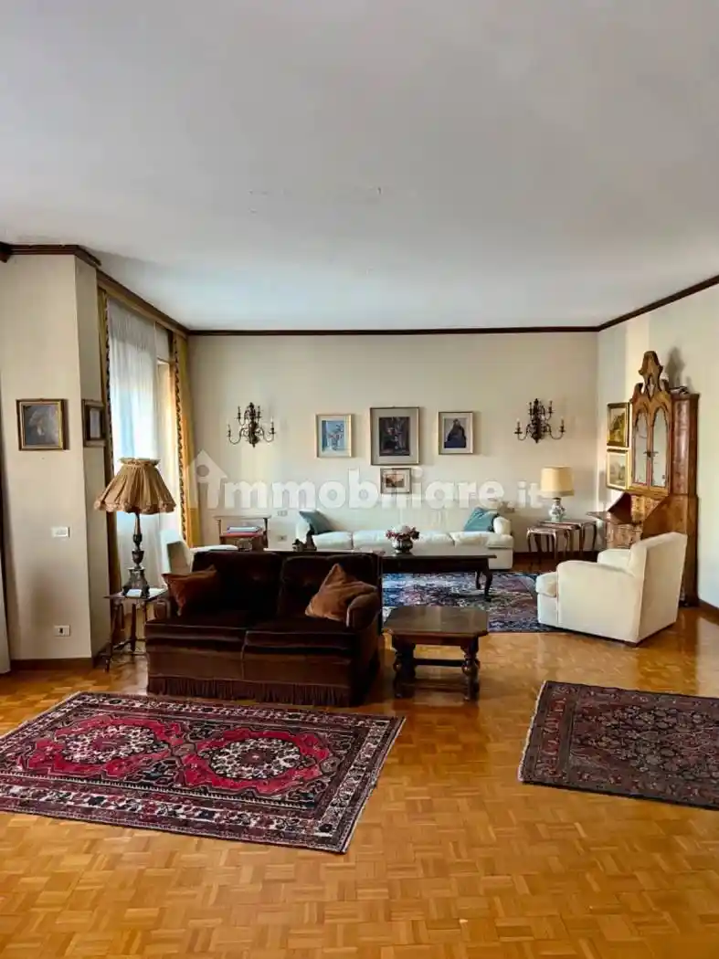 Appartamento in affitto a Varese