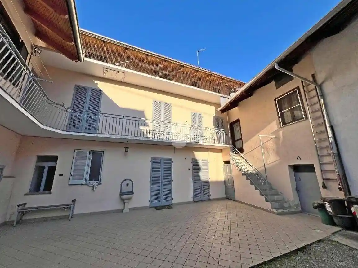 Casa indipendente in vendita a Nole