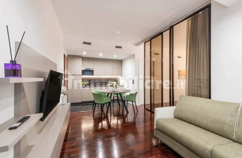 Appartamento in vendita a Milan