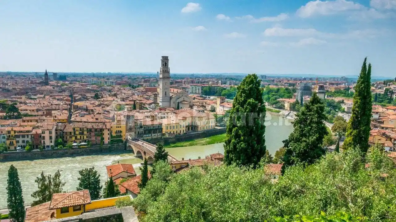 Appartamento in vendita a Verona