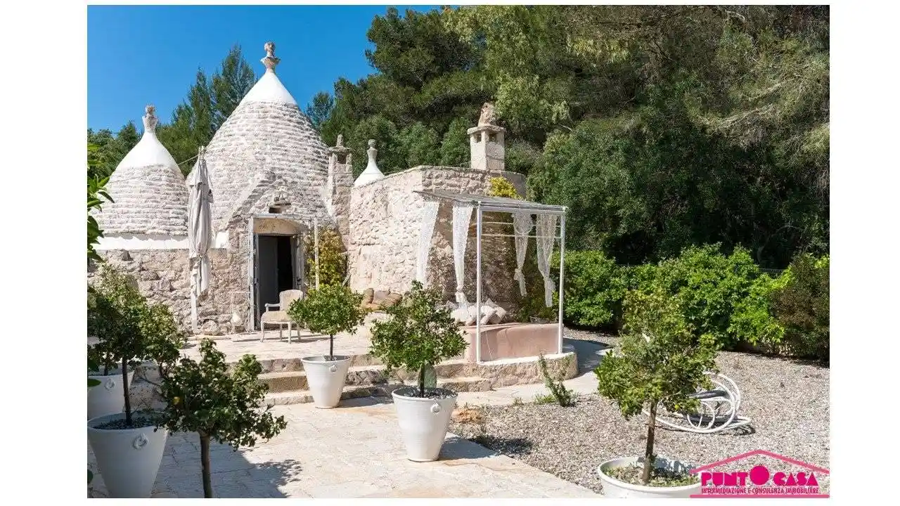 Rustico - Casale in vendita a Ostuni