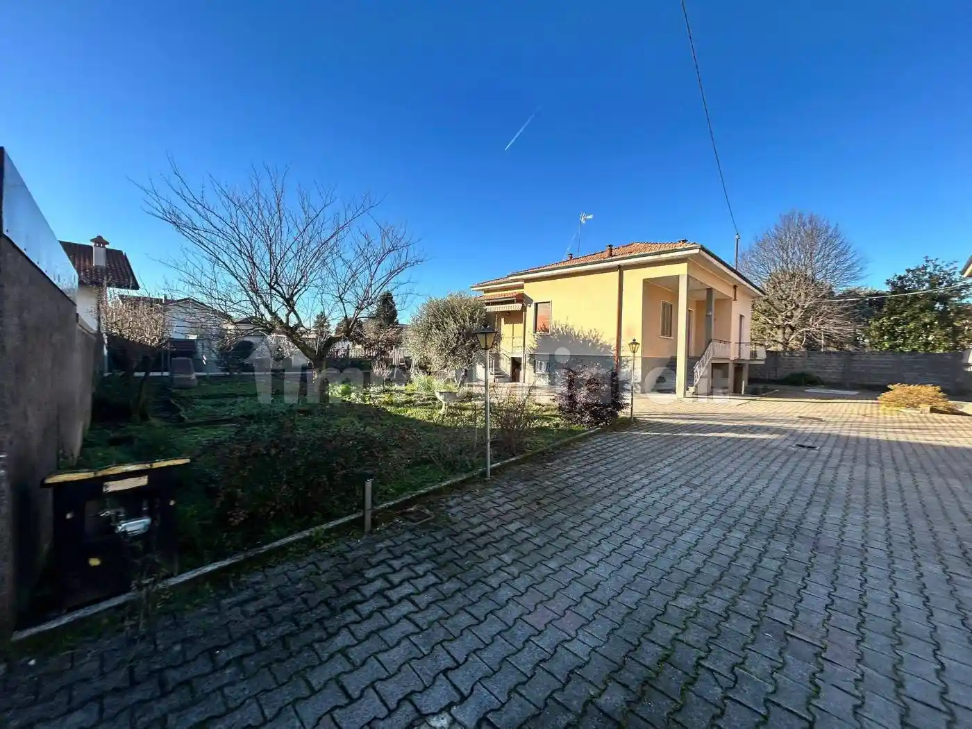 Villa in vendita a Gorla Maggiore