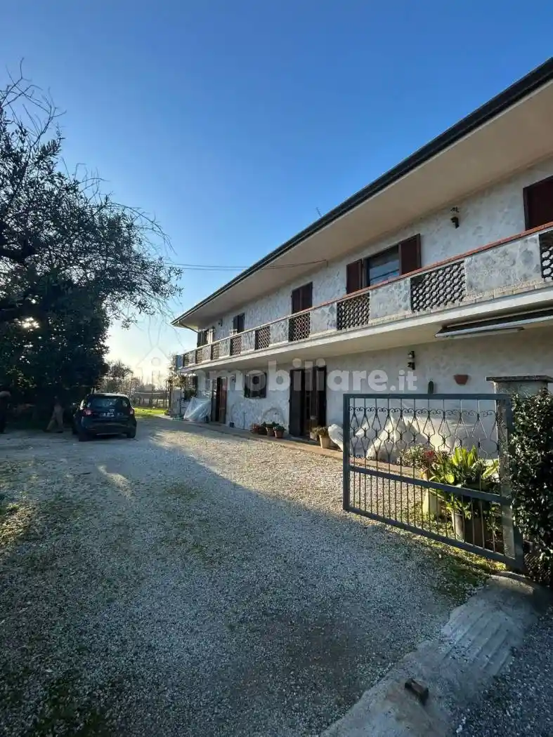 Rustico - Casale in vendita a Pietrasanta