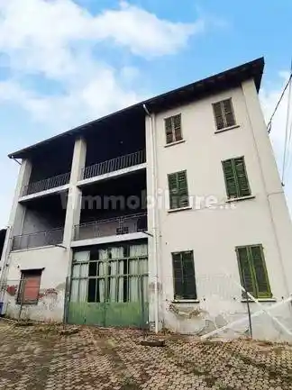 Rustico - Casale in vendita a Trezzano Rosa