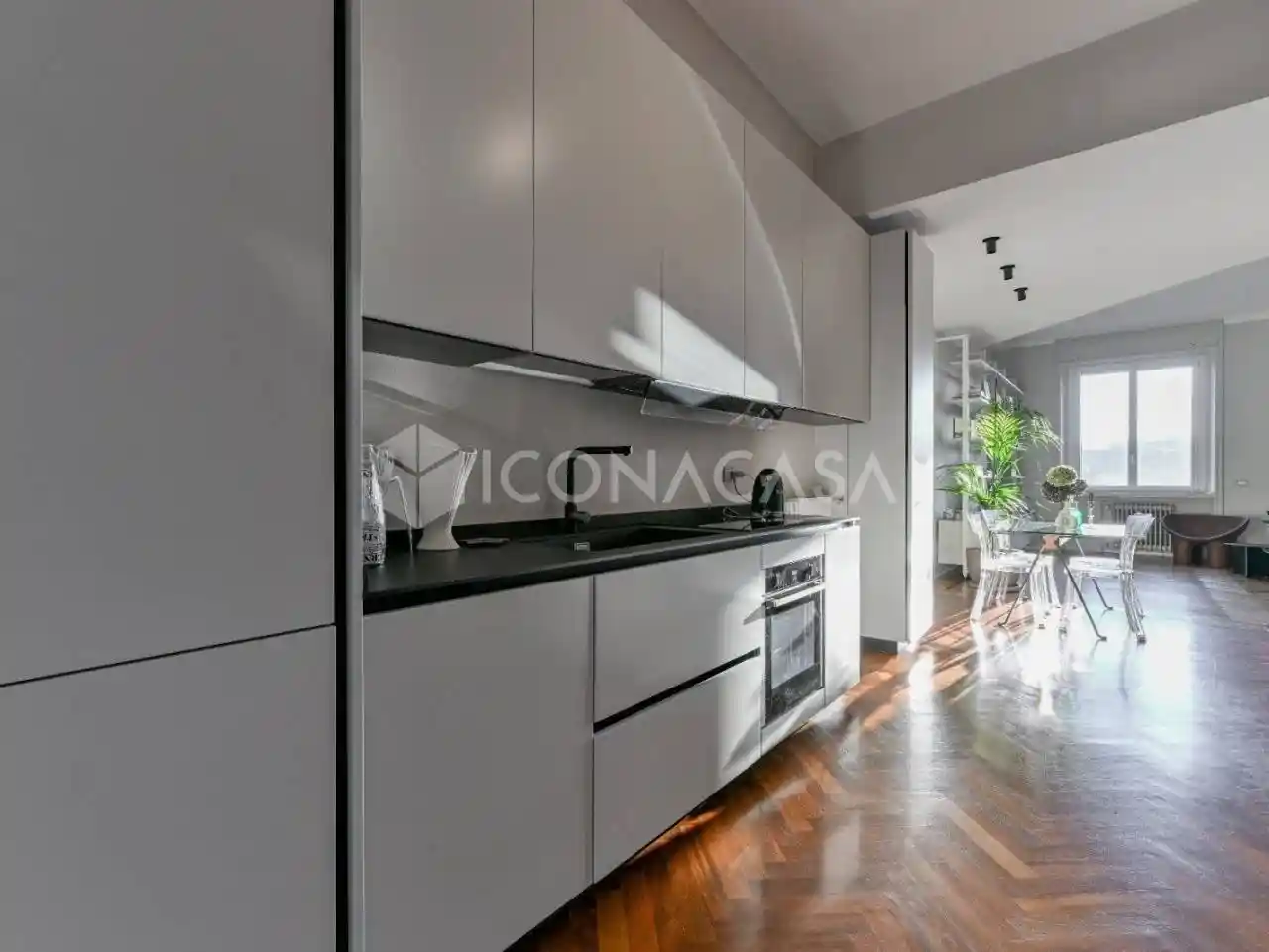 Bilocale viale Regina Giovanna 15, Morgagni, Milano - foto 2