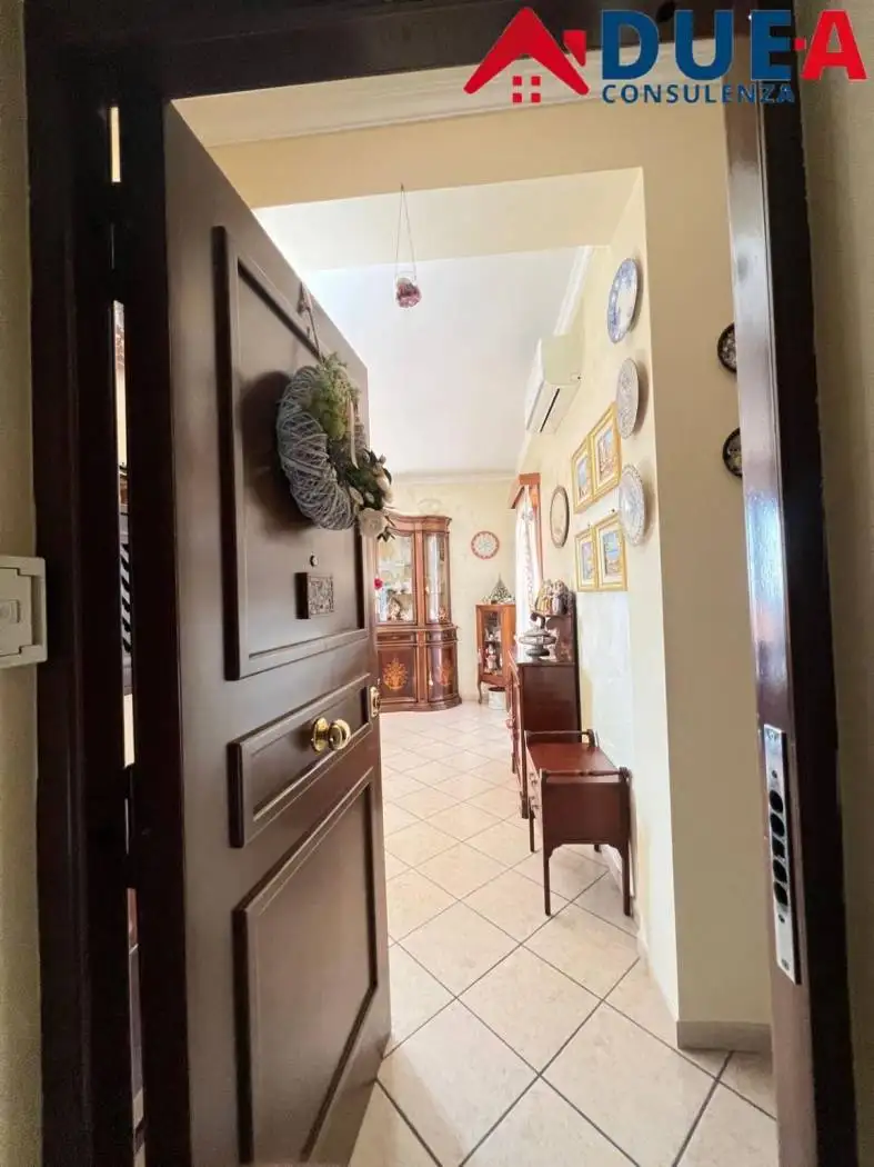 Appartamento in vendita a Napoli