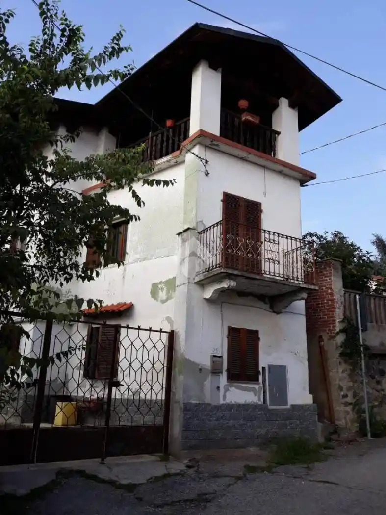 Casa indipendente in vendita a Montalenghe