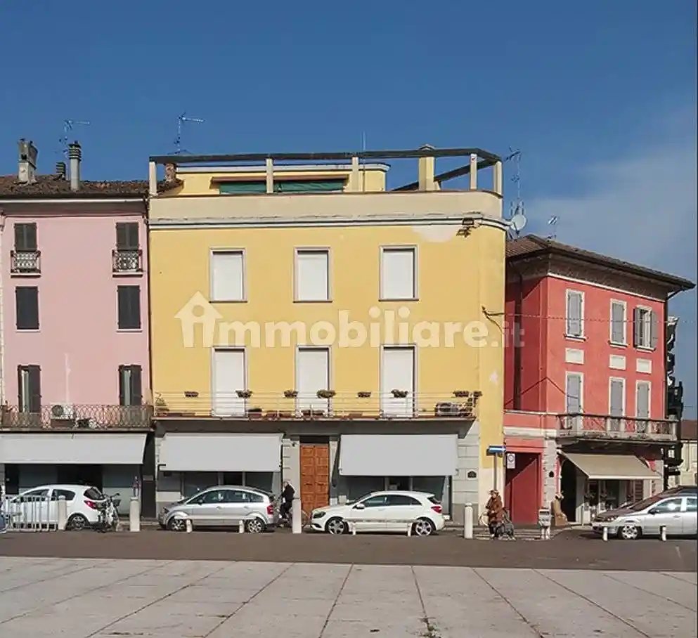 Palazzo - Edificio in vendita a Casalmaggiore