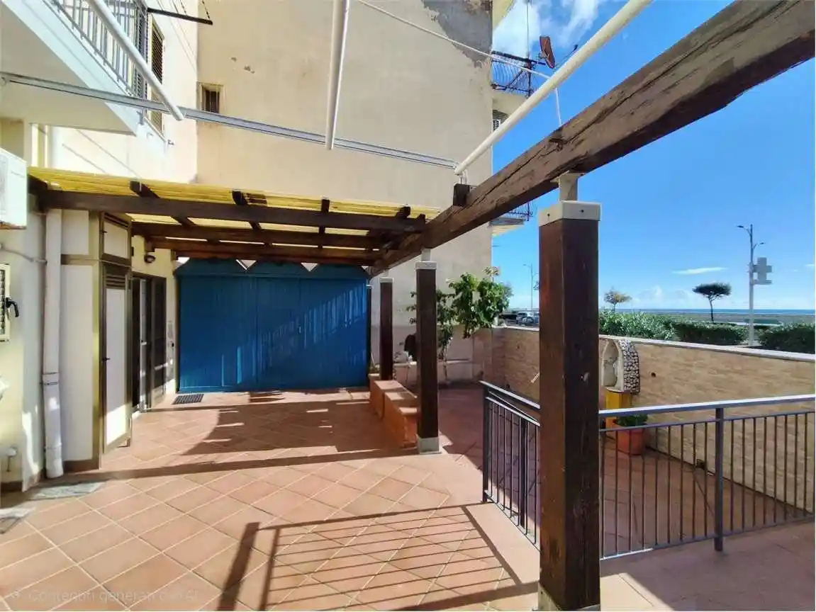 Quadrilocale buono stato, primo piano, Catanzaro Lido, Catanzaro - foto 2