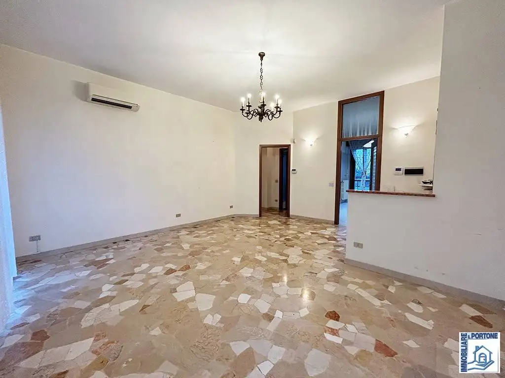 Appartamento in vendita a Milan