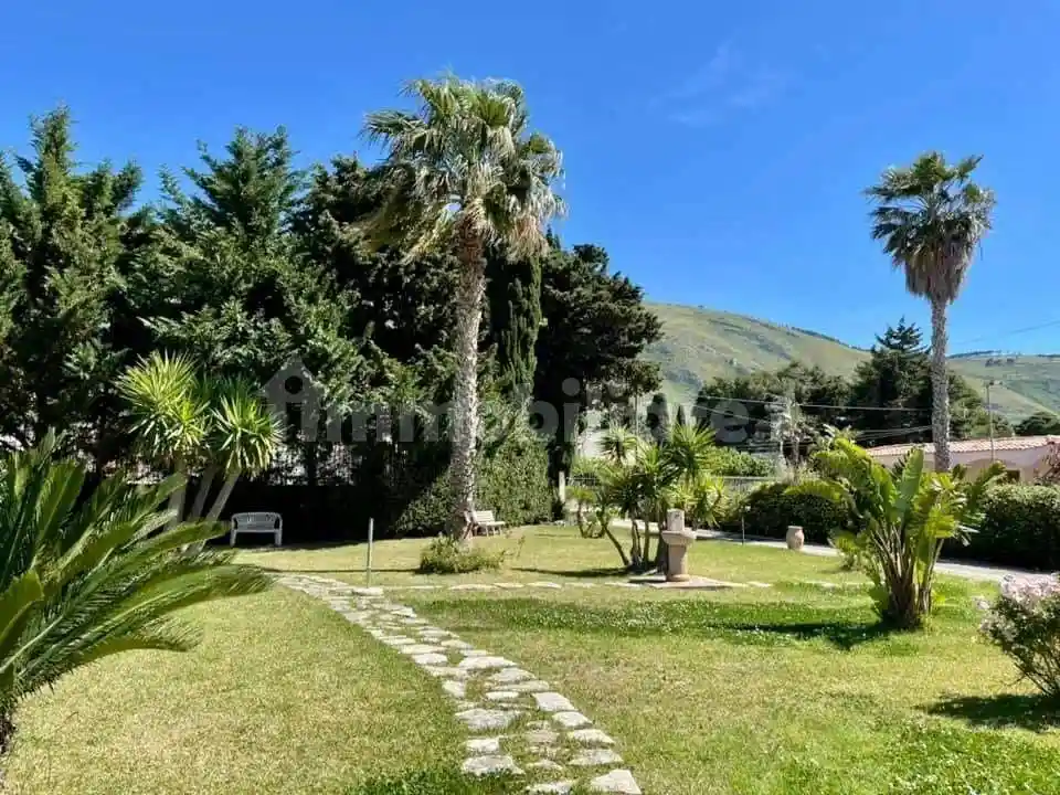 Villa in affitto a Castellammare del Golfo