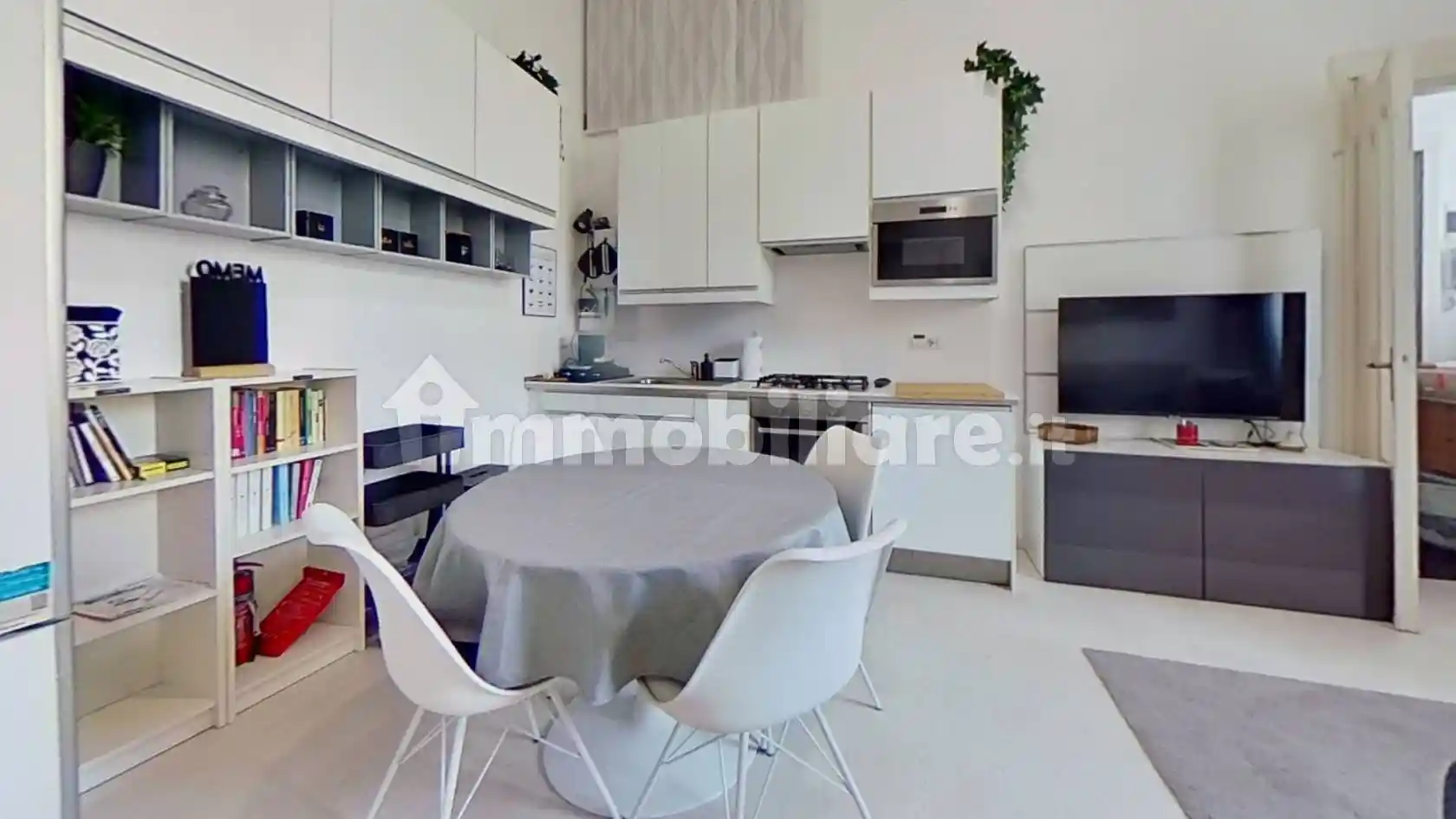 Bilocale via Carlo Farini 44, Isola, Milano - foto 2