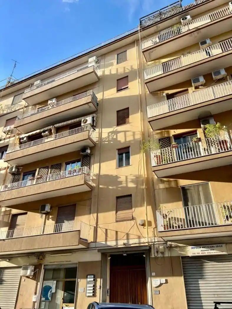 Appartamento in vendita a Palermo