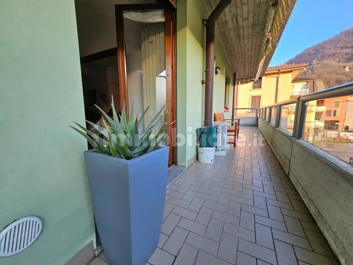 Appartamento in vendita a Cene