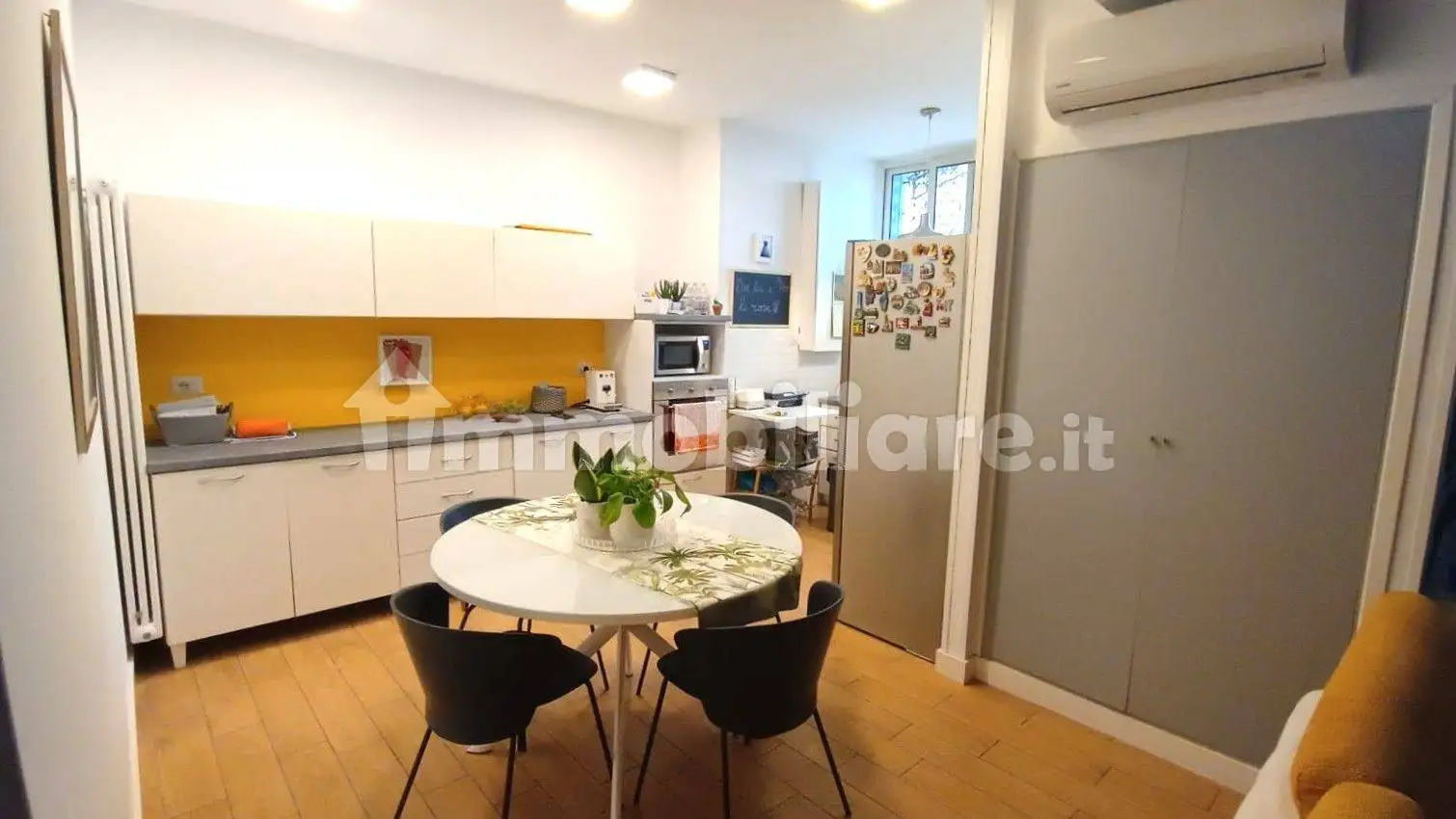 Appartamento in vendita a Napoli