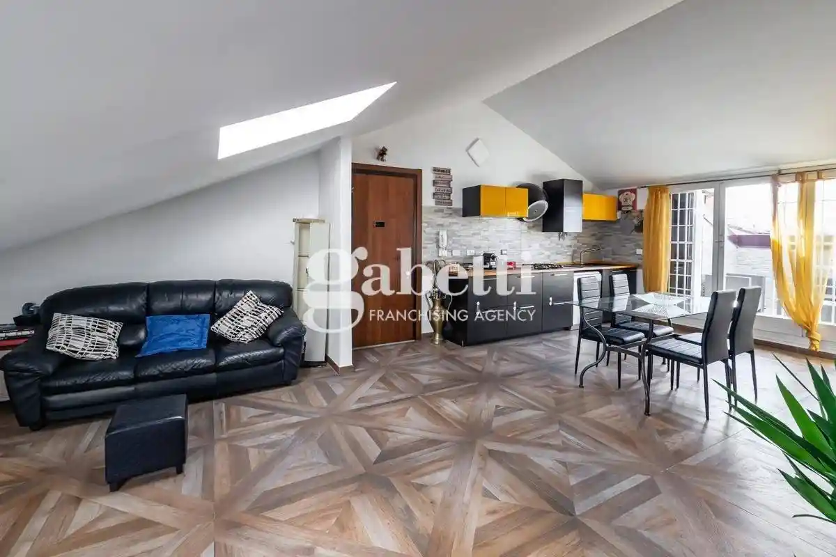 Attico - Mansarda - foto 2