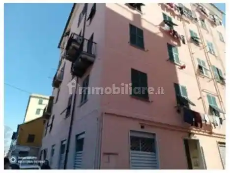 Appartamento in vendita a Genova