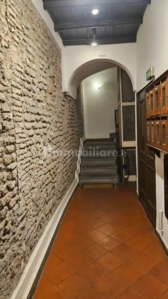 Bilocale vicolo delle Grotte 37, Campo de' Fiori, Roma - foto 2