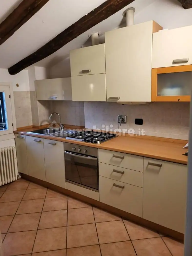 Appartamento in affitto a Bologna