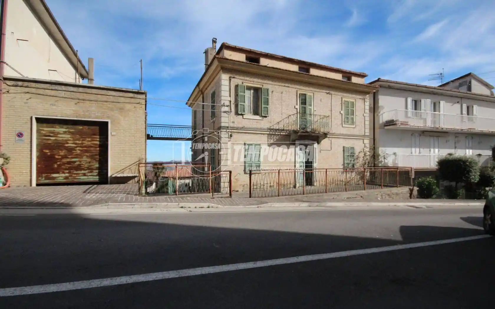 Casa indipendente in vendita a Torre San Patrizio