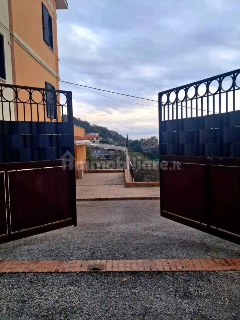 Appartamento in affitto a Salerno