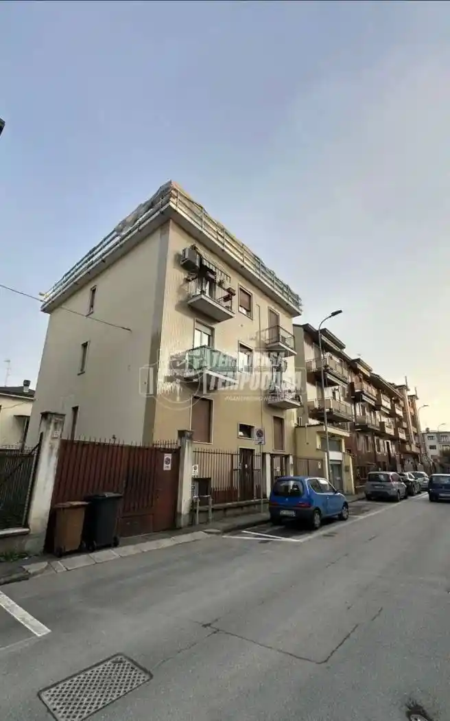 Appartamento in vendita a Rozzano