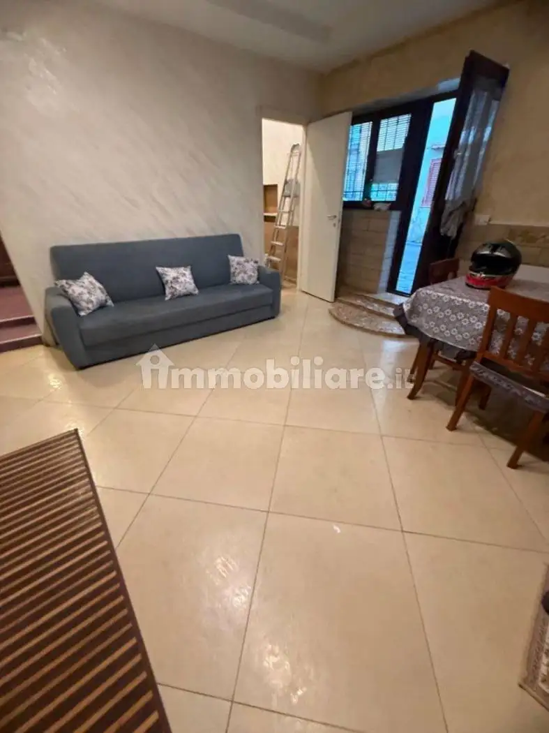 Appartamento in affitto a Napoli