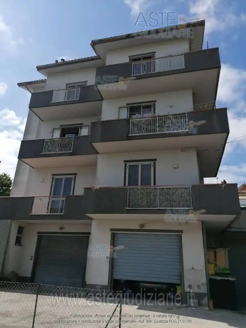 Appartamento all'asta viale Emilio Mattucci, 21, 64032 Atri Italia, Atri - foto 3