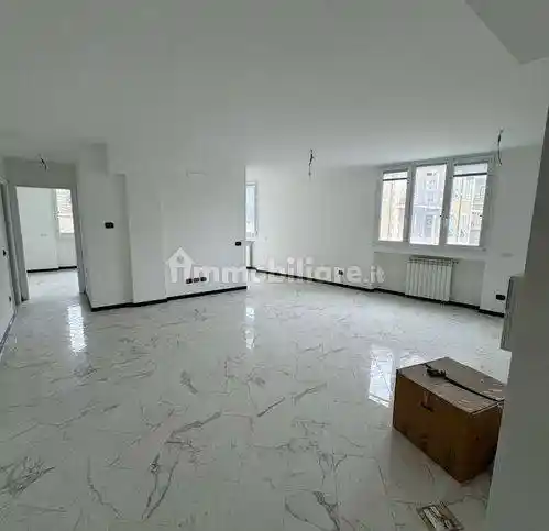 Appartamento in vendita a Savona