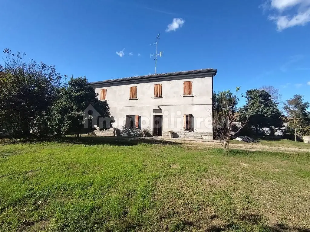 Rustico - Casale in vendita a Forlì