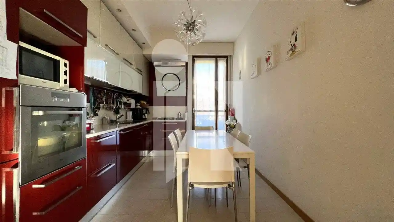 Appartamento in vendita a Parma