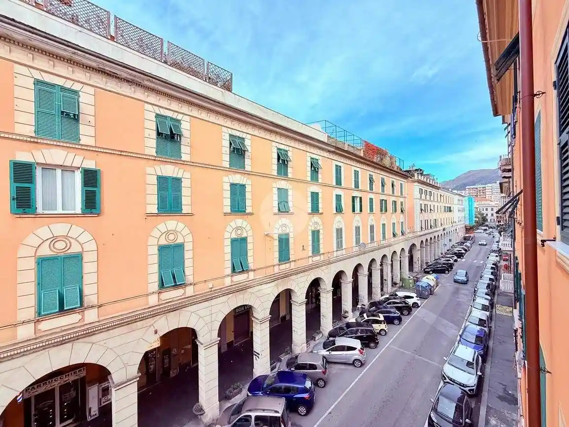 Appartamento in vendita a Genova
