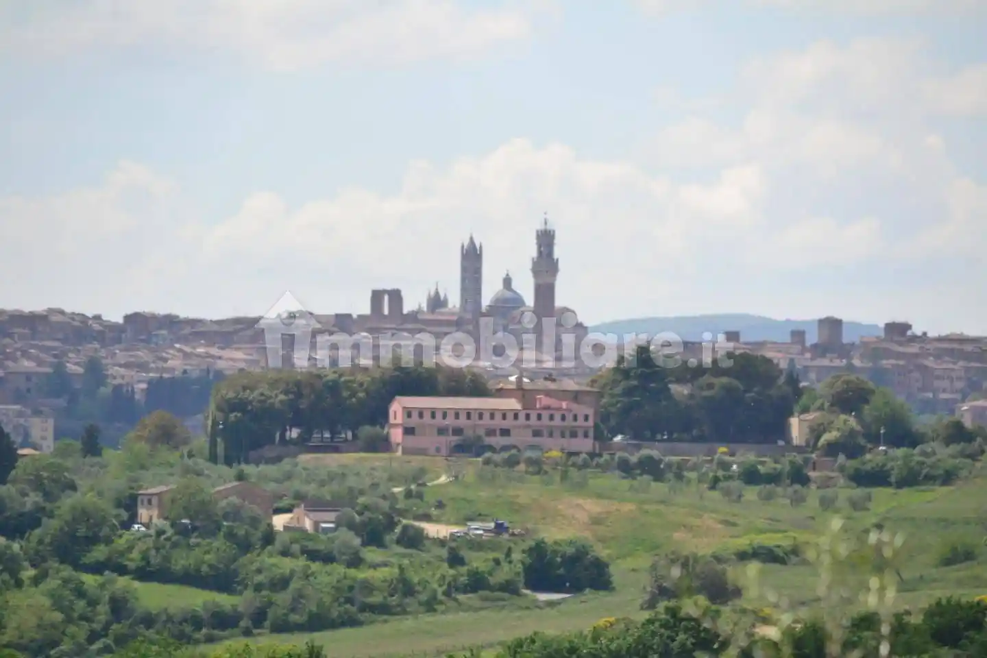 Villa in vendita a Siena