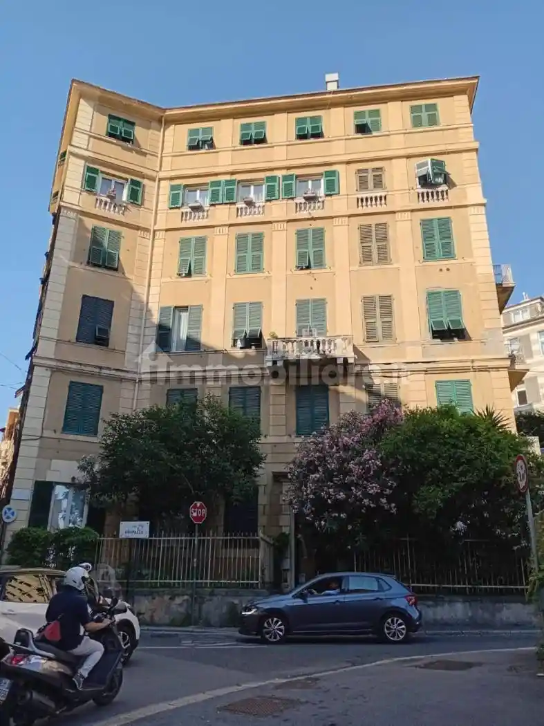 Appartamento in affitto a Genova