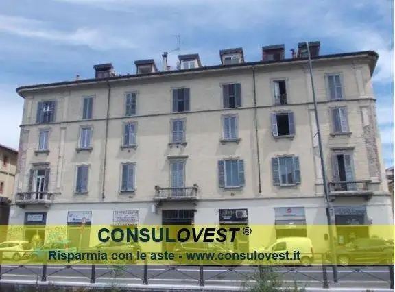 Attico - Mansarda in asta a Milano