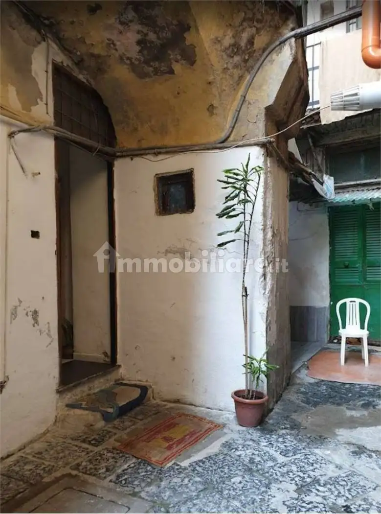 Appartamento in vendita a Napoli