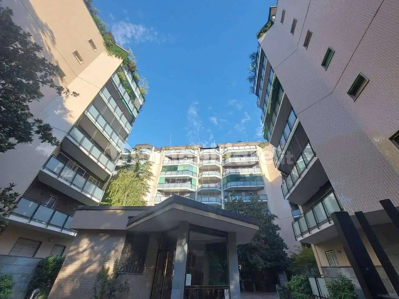 Appartamento in vendita a Milan