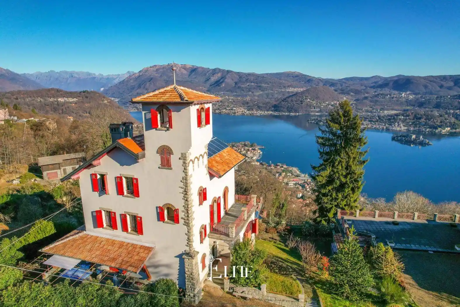 Villa in vendita a Madonna del Sasso