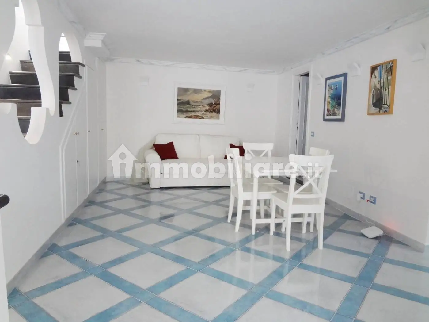 Appartamento in affitto a Capri