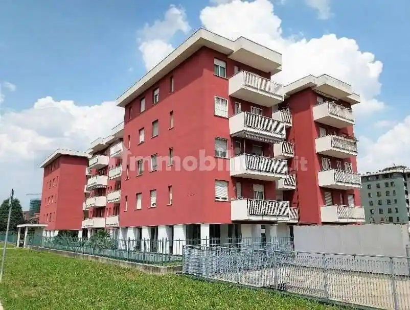 Appartamento in vendita a Garbagnate Milanese