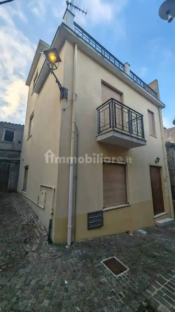 Casa indipendente in vendita a Rodì Milici