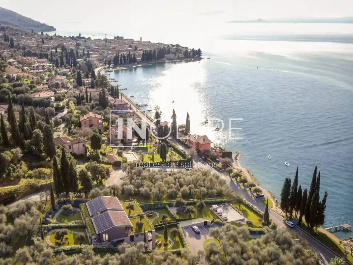 Appartamento in vendita a Torri del Benaco