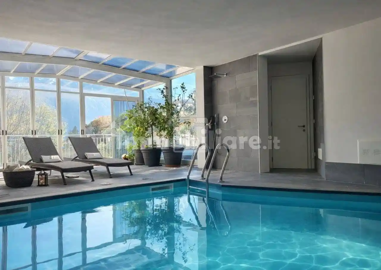 Villa in vendita a Tremosine sul Garda